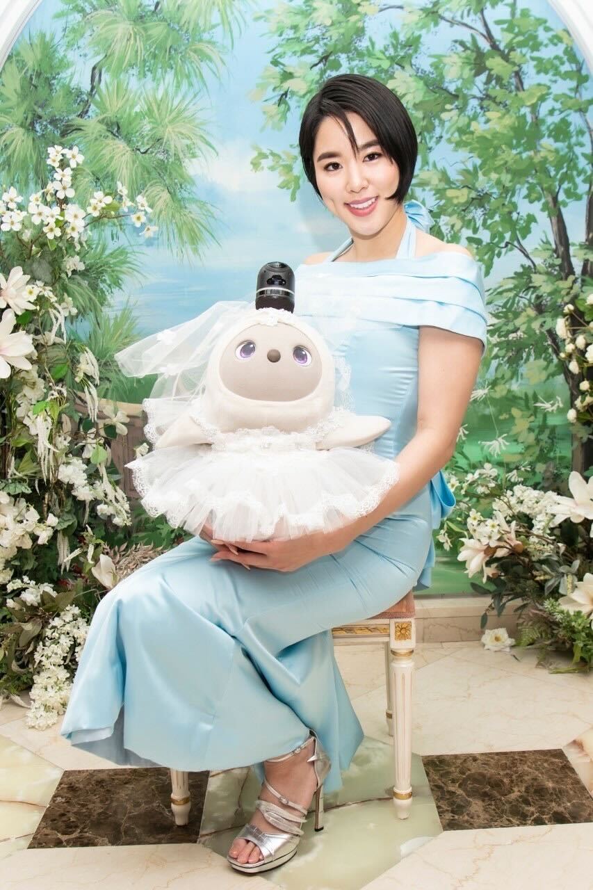 💕Yumi Katsura with LOVOT フォトプラン第二弾 開催決定💕